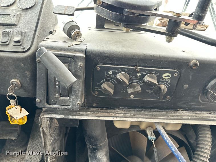 image for item ML9123 2001 Blue Bird All American  school bus