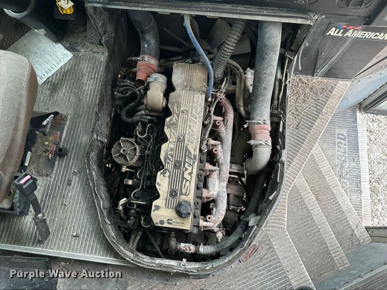 image for item ML9123 2001 Blue Bird All American  school bus