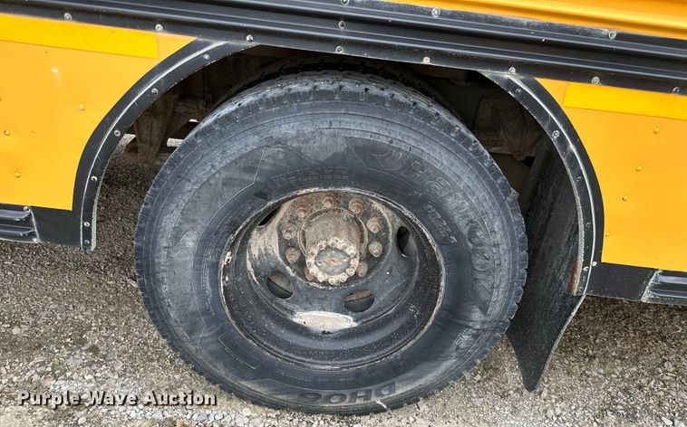 image for item ML9123 2001 Blue Bird All American  school bus