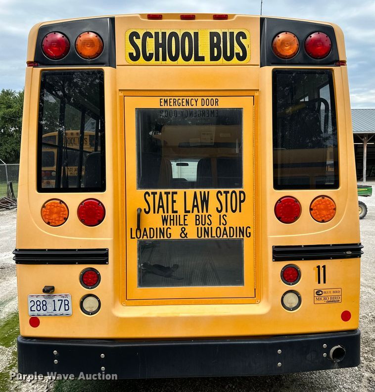 image for item ML9124 2010 Ford Econoline E450 Super Duty  school bus