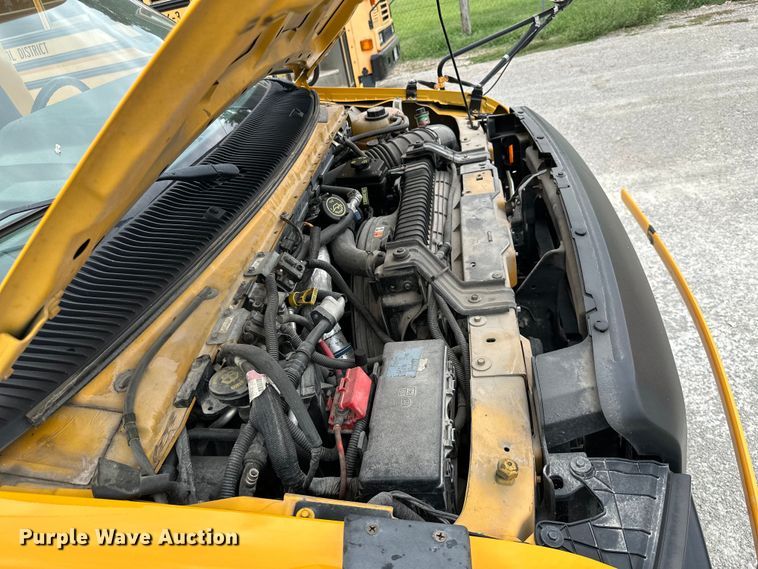 image for item ML9124 2010 Ford Econoline E450 Super Duty  school bus