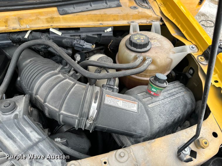 image for item ML9124 2010 Ford Econoline E450 Super Duty  school bus