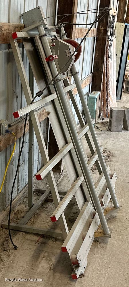 image for item ML9125 Milwaukee  panel saw