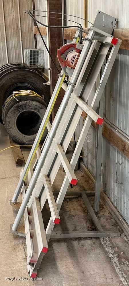 image for item ML9125 Milwaukee  panel saw