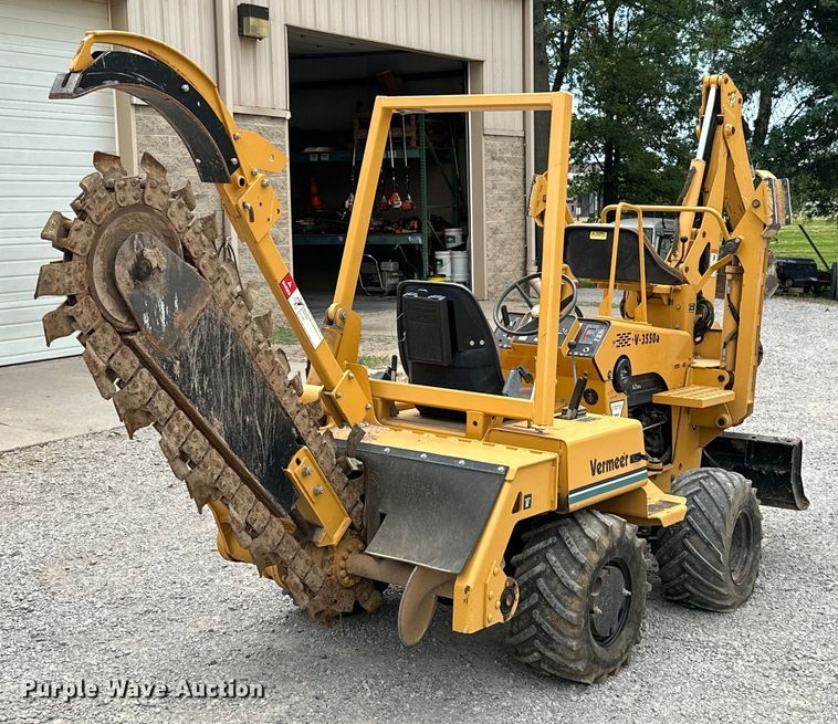 image for item ML9126 2000 Vermeer V3550A  trencher
