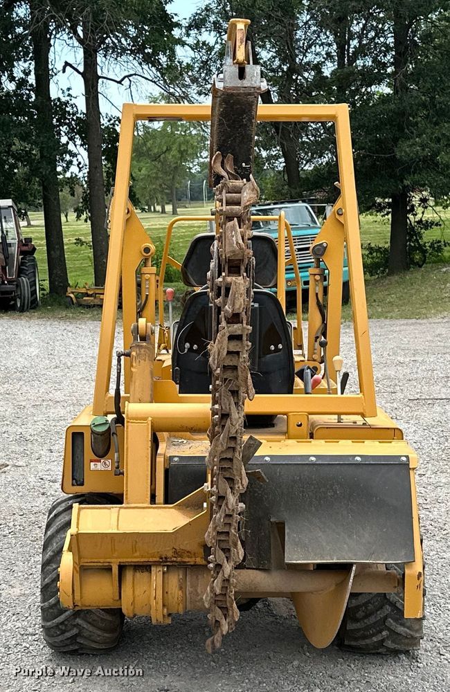 image for item ML9126 2000 Vermeer V3550A  trencher