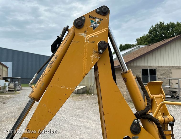 image for item ML9126 2000 Vermeer V3550A  trencher