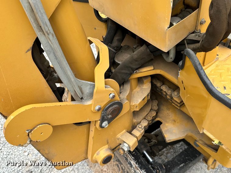 image for item ML9126 2000 Vermeer V3550A  trencher