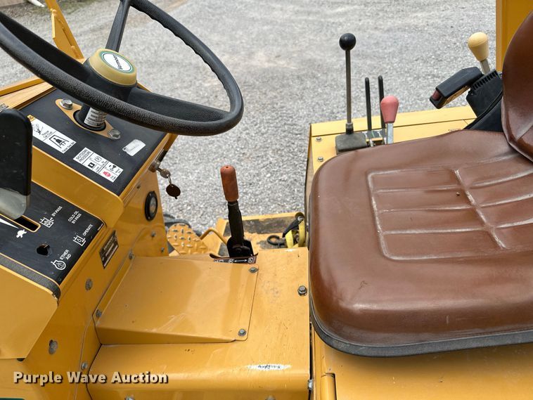 image for item ML9126 2000 Vermeer V3550A  trencher