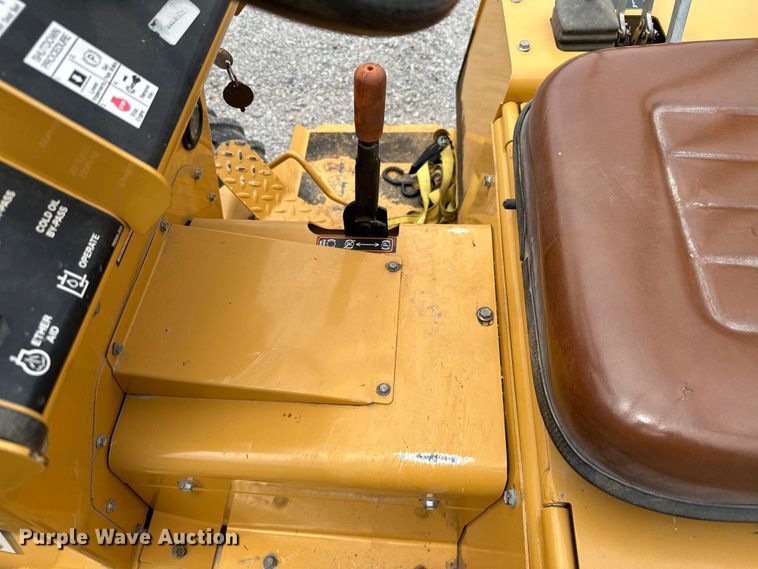 image for item ML9126 2000 Vermeer V3550A  trencher