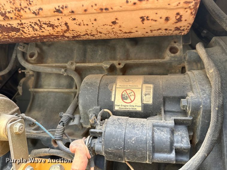 image for item ML9126 2000 Vermeer V3550A  trencher