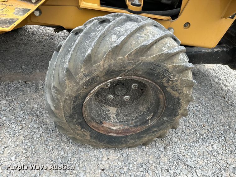 image for item ML9126 2000 Vermeer V3550A  trencher