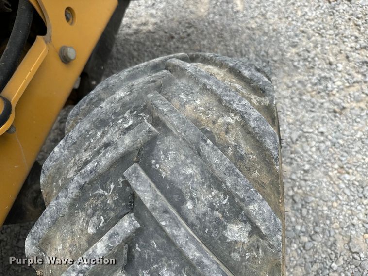 image for item ML9126 2000 Vermeer V3550A  trencher