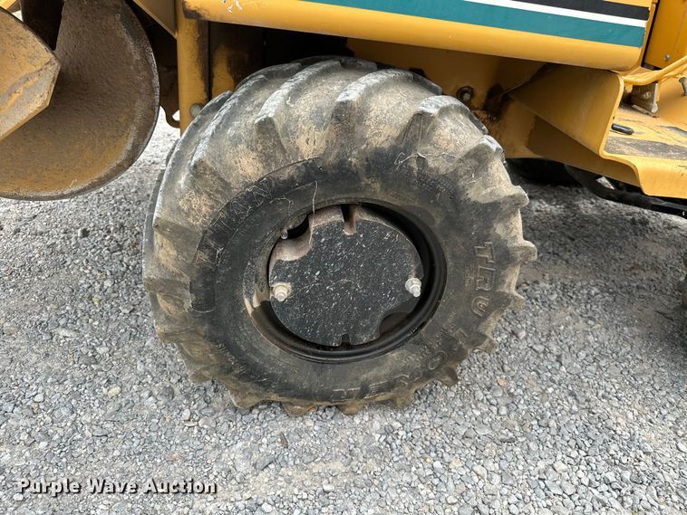 image for item ML9126 2000 Vermeer V3550A  trencher