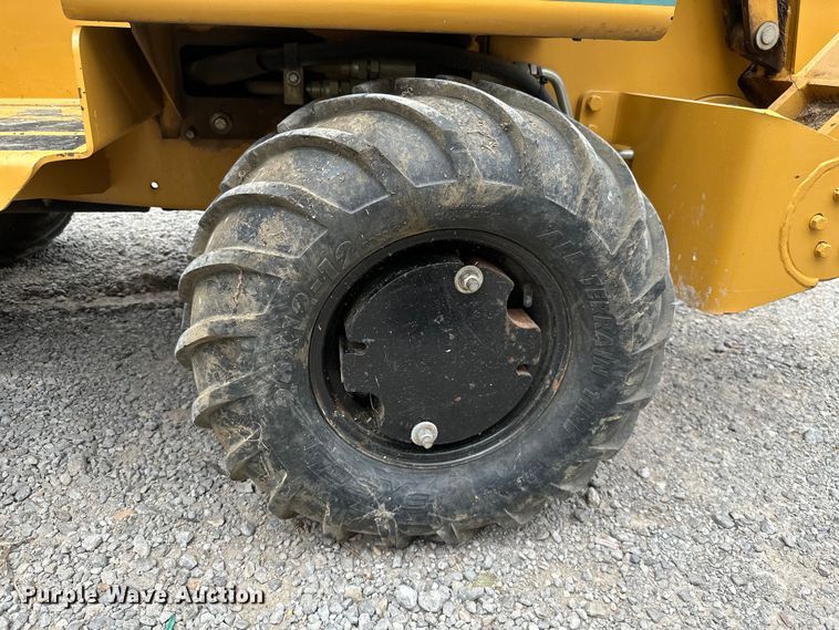 image for item ML9126 2000 Vermeer V3550A  trencher