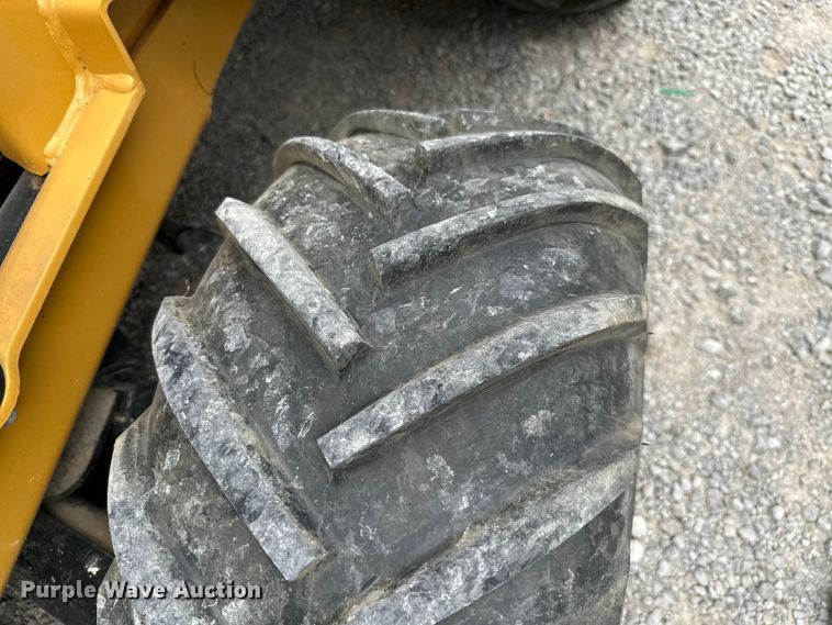 image for item ML9126 2000 Vermeer V3550A  trencher