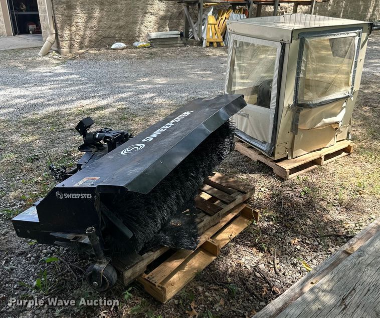 image for item ML9127 Grasshopper 930D  ZTR lawn mower