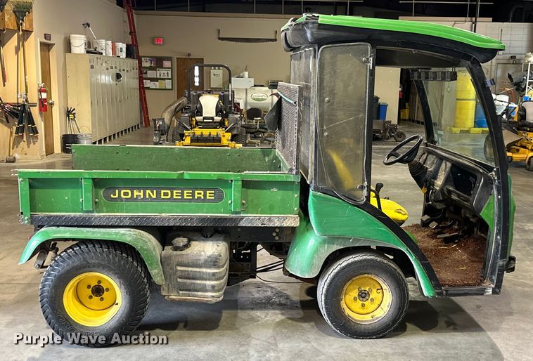 image for item ML9129 2005 John Deere Pro Gator 2020  utility vehicle