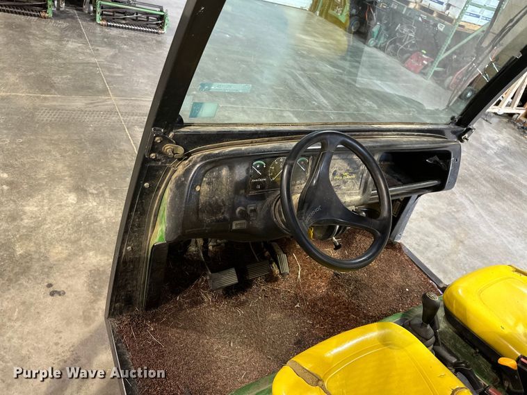 image for item ML9129 2005 John Deere Pro Gator 2020  utility vehicle