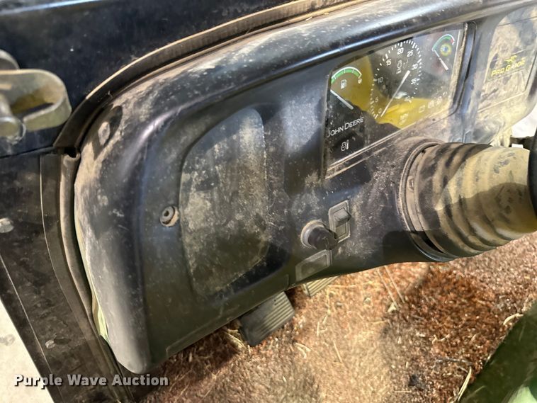 image for item ML9129 2005 John Deere Pro Gator 2020  utility vehicle