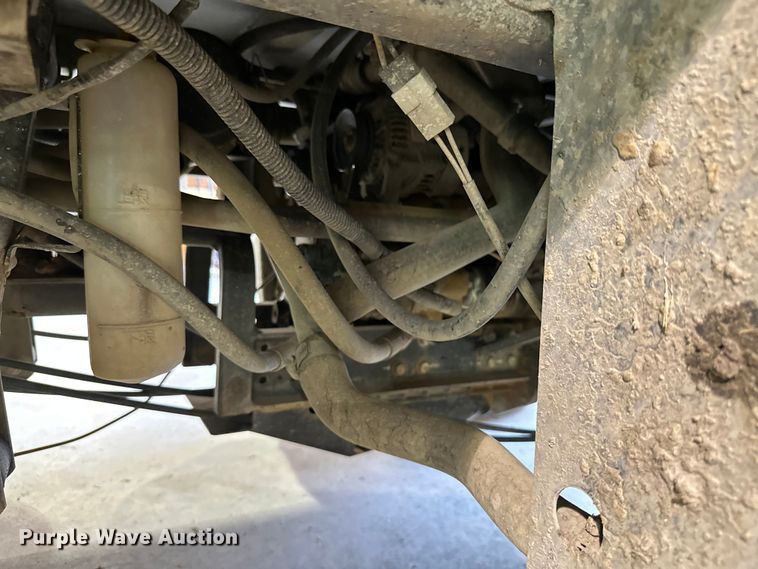 image for item ML9129 2005 John Deere Pro Gator 2020  utility vehicle