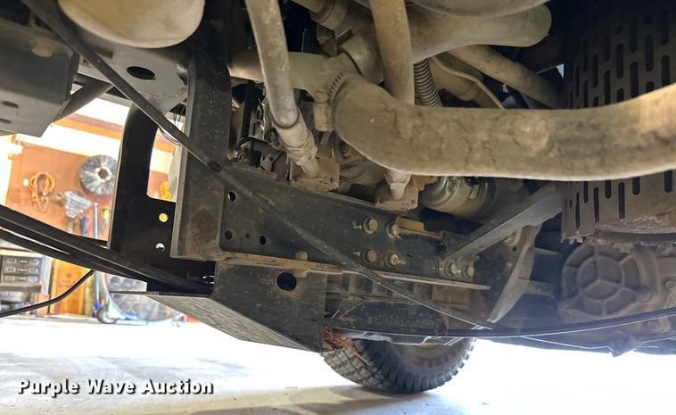 image for item ML9129 2005 John Deere Pro Gator 2020  utility vehicle