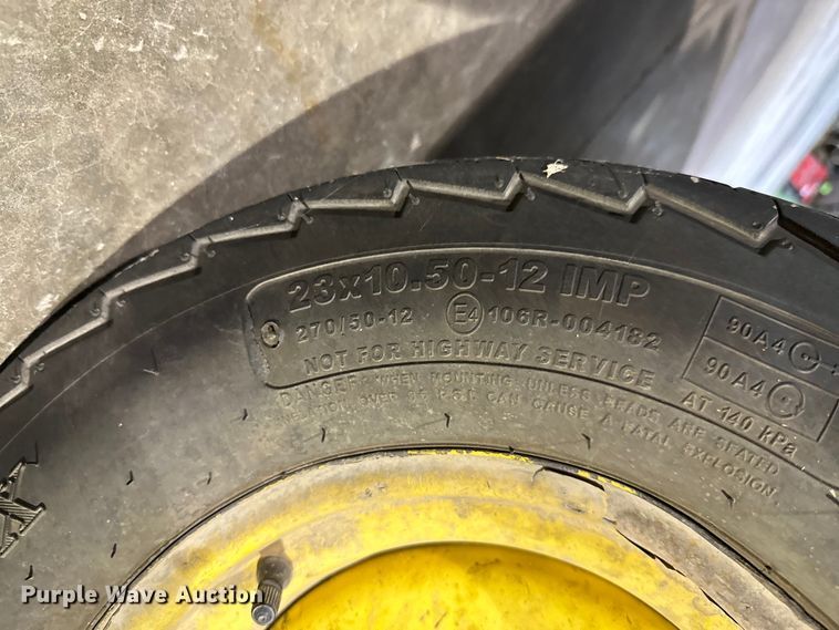 image for item ML9129 2005 John Deere Pro Gator 2020  utility vehicle