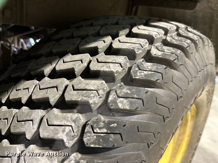 image for item ML9129 2005 John Deere Pro Gator 2020  utility vehicle