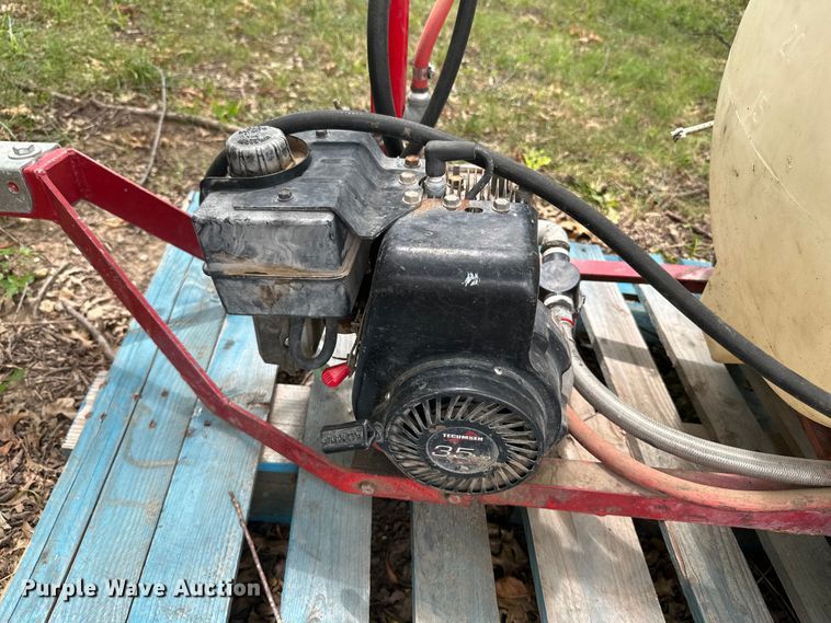 image for item ML9131 (2) pieces of lawn equipment