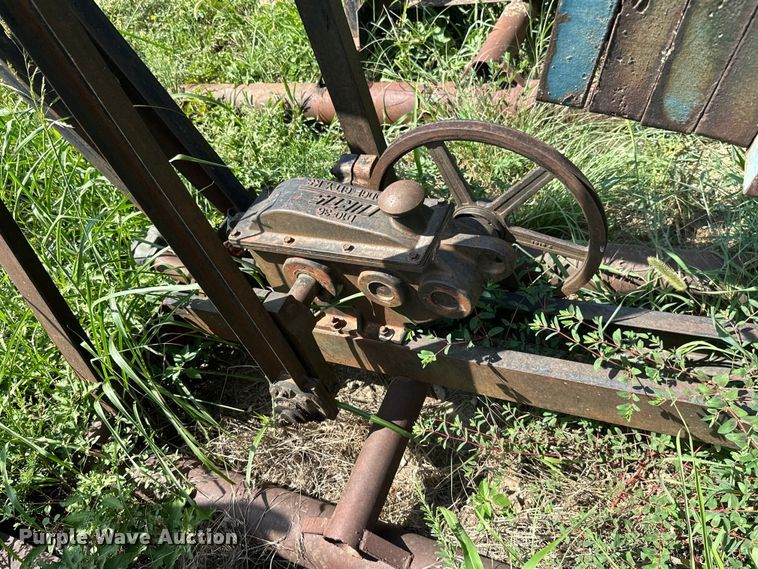 image for item ML9145 Oilfield Equipment