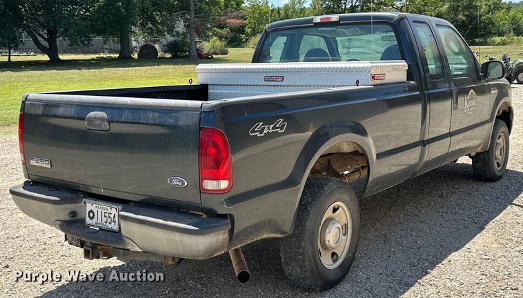 image for item ML9161 2006 Ford F250 Super Duty  pickup truck