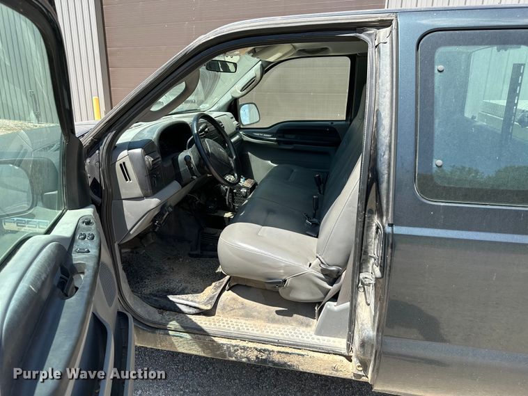 image for item ML9161 2006 Ford F250 Super Duty  pickup truck