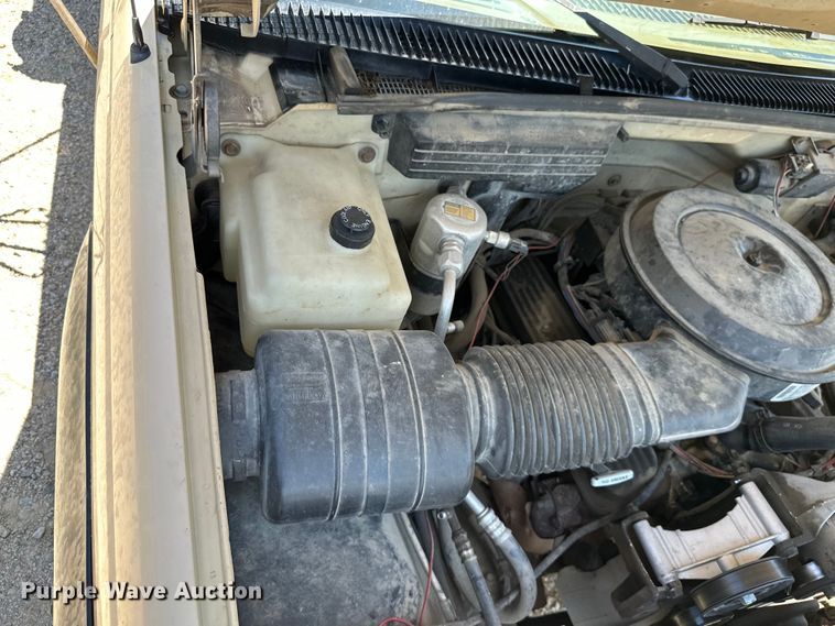 image for item ML9162 1991 Chevrolet K3500  dump flatbed pickup truck