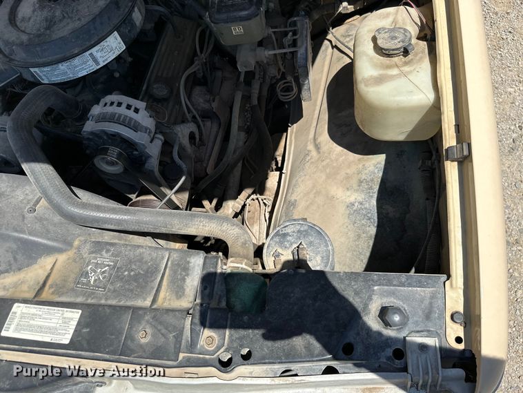 image for item ML9162 1991 Chevrolet K3500  dump flatbed pickup truck