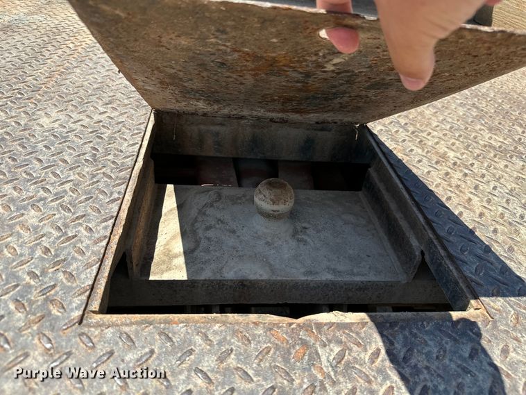 image for item ML9162 1991 Chevrolet K3500  dump flatbed pickup truck