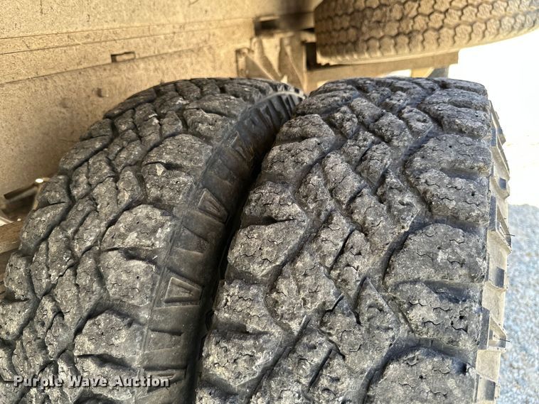 image for item ML9162 1991 Chevrolet K3500  dump flatbed pickup truck