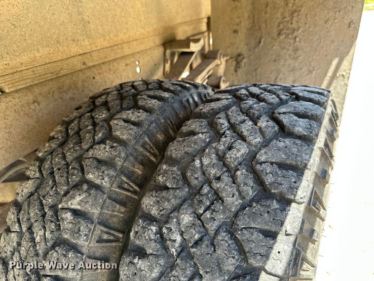 image for item ML9162 1991 Chevrolet K3500  dump flatbed pickup truck