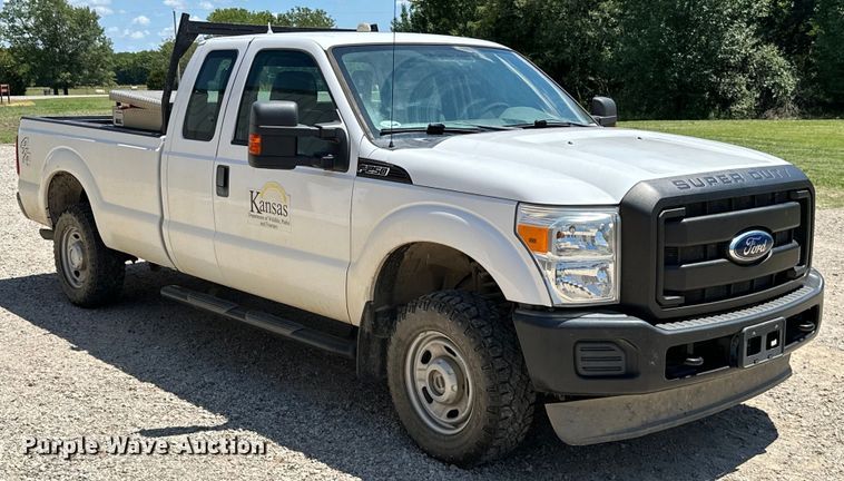 image for item ML9163 2011 Ford F250 Super Duty  pickup truck