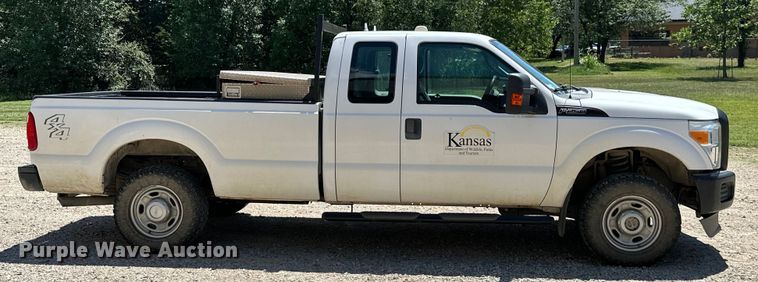 image for item ML9163 2011 Ford F250 Super Duty  pickup truck