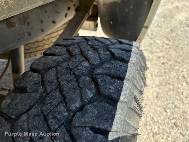 image for item ML9163 2011 Ford F250 Super Duty  pickup truck