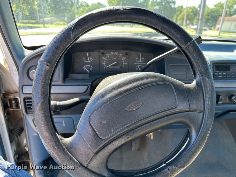 image for item ML9166 1995  Ford F250 XL  utility bed pickup truck