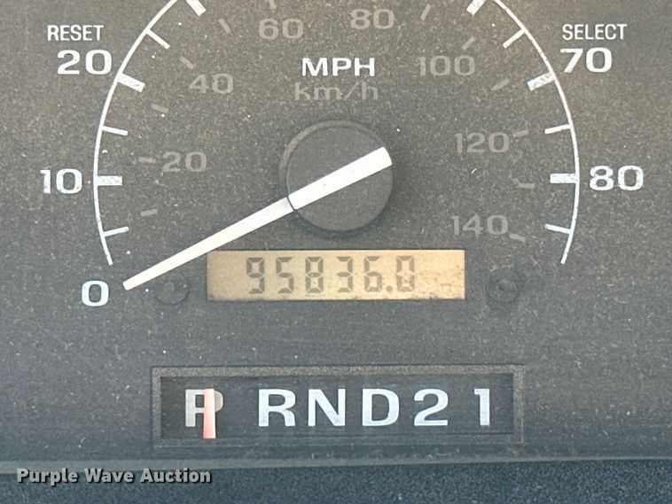 image for item ML9166 1995  Ford F250 XL  utility bed pickup truck