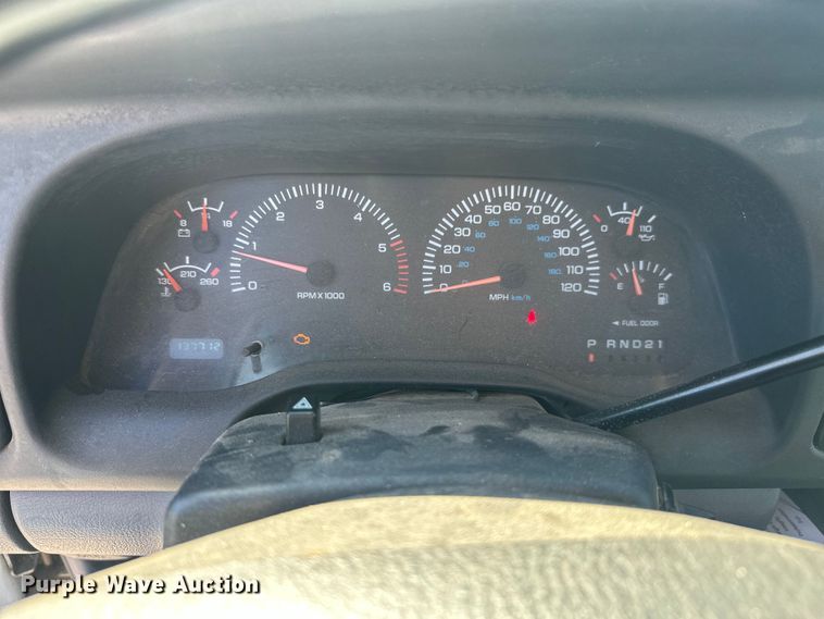 image for item ML9167 2001 Dodge Ram 1500  utility bed pickup truck