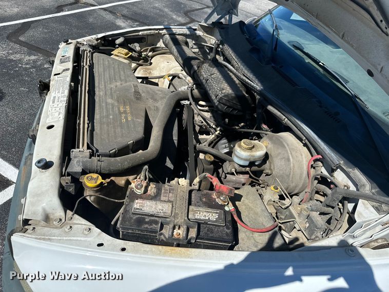 image for item ML9167 2001 Dodge Ram 1500  utility bed pickup truck