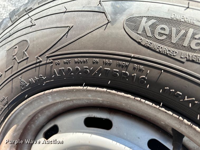 image for item ML9167 2001 Dodge Ram 1500  utility bed pickup truck