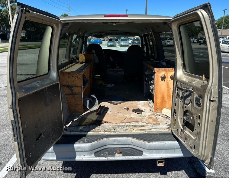 image for item ML9168 1999  Ford E150 XL  van