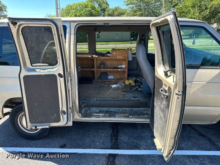 image for item ML9168 1999  Ford E150 XL  van