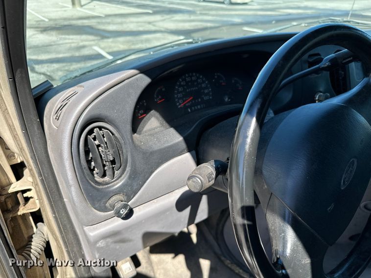 image for item ML9168 1999  Ford E150 XL  van