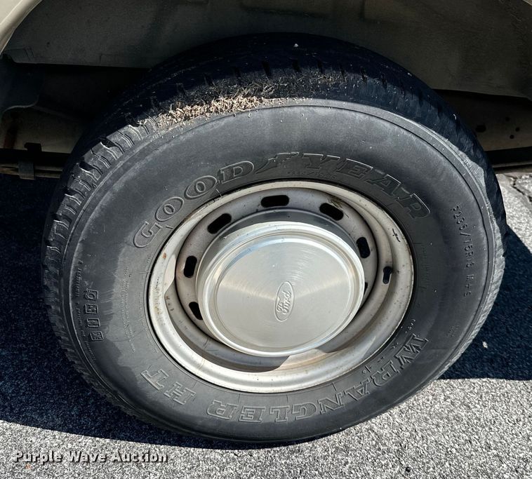 image for item ML9168 1999  Ford E150 XL  van