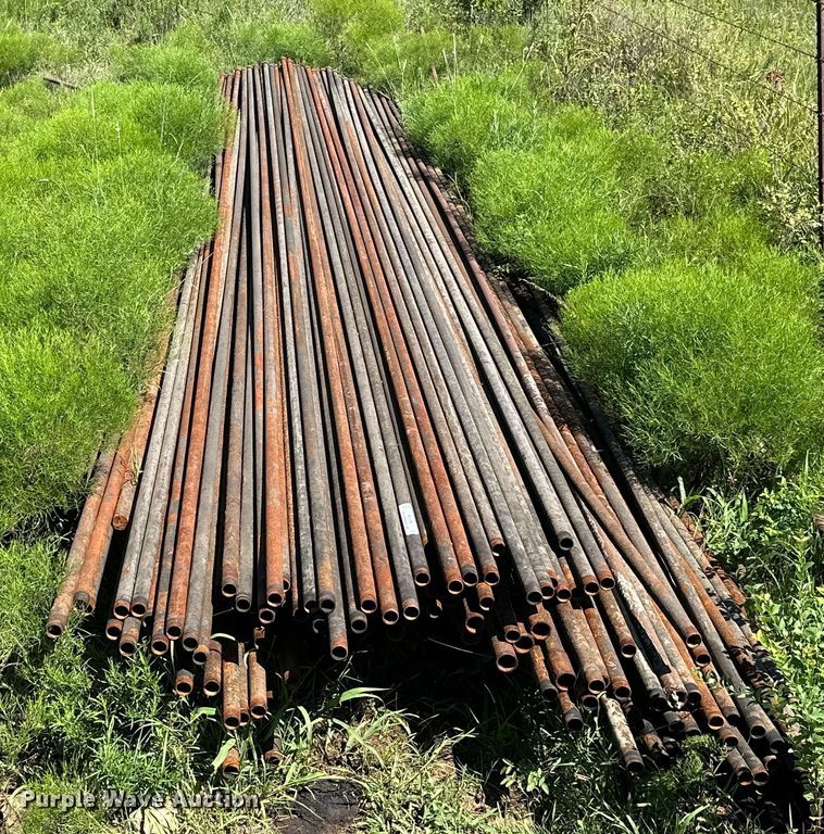 image for item ML9184 Approximately 210 joints of 25' L x 1" diameter tubing